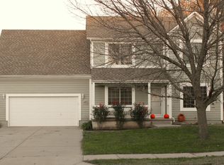 21798 S Roosevelt St, Spring Hill, KS 66083