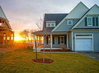 1090 Shore Rd #11, Cataumet, MA 02534