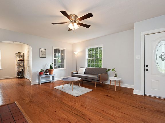 5th image of 2613 Fairmont Blvd