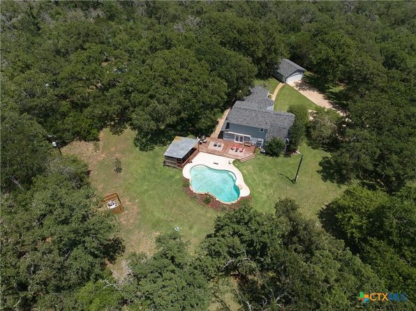 3781 Ivy Switch Rd, Luling, TX 78648