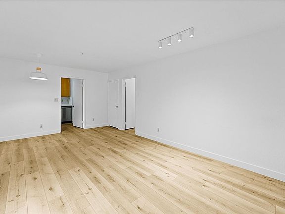 3rd image of 1785 Beloit Ave APT 108