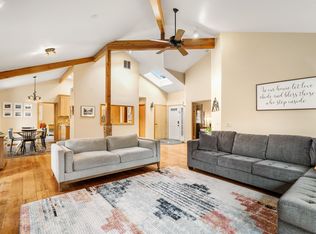 563 NE Soaring Ct, Bend, OR 97701