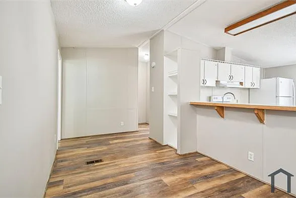 10609 Bay Hills Cir — Photo 12