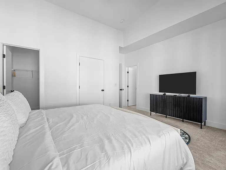 610 Walnut Heights Dr #3 — Photo 9