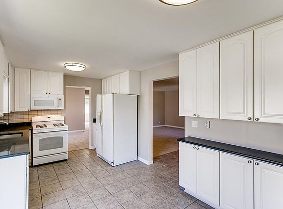 5th image of 1155 Foxboro Ct #1155