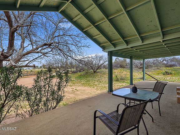 3rd image of 3023 W Clark Rd