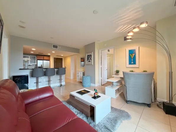 610 Clematis St APT 226, West Palm Beach, FL 33401