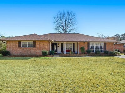 1105 E Grace St, Gonzales, LA, 70737