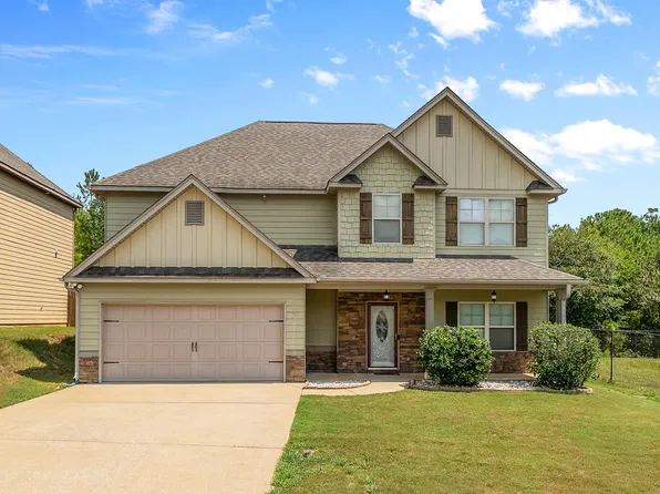 1904 Westminster Dr, Phenix City, AL 36870