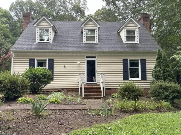 4506 Orleans Dr, Greensboro, NC 27409