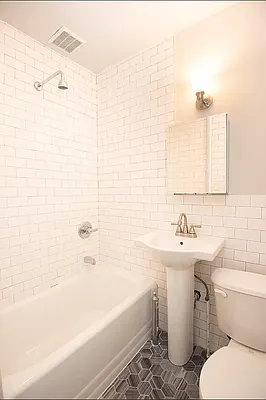 Rented by Living New York | media 15