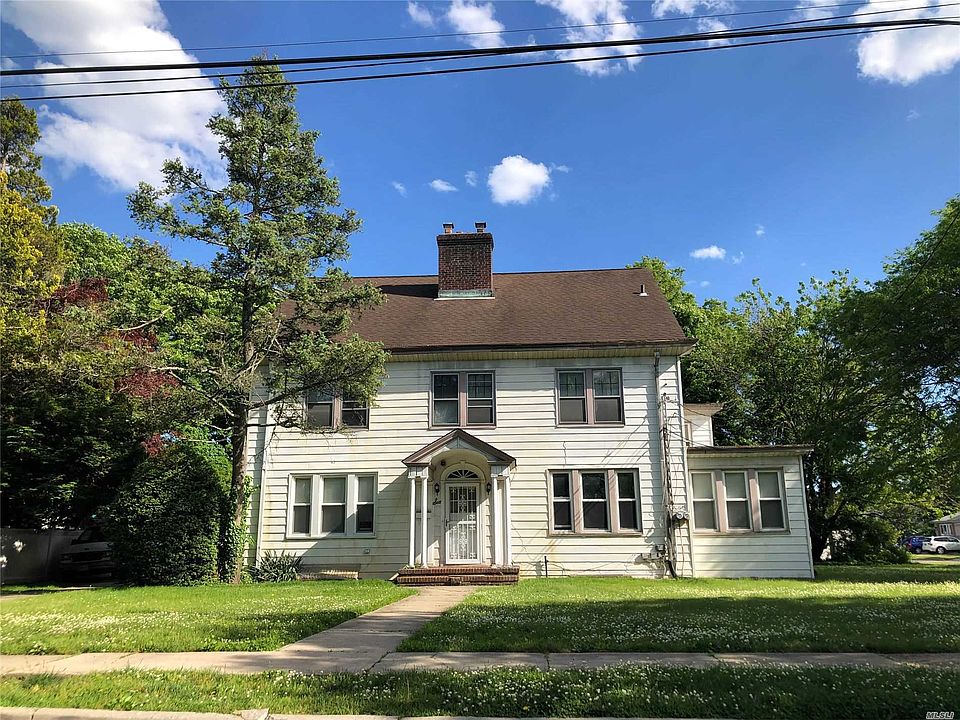 1st image of 6 Oak Ave
