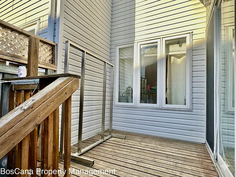 6 Crystal Park Cres #1 — Photo 23