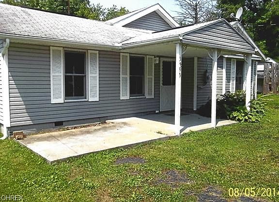 2nd image of 3893 Hambleton Ave