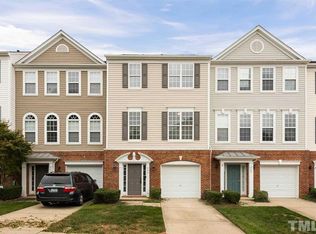904 Sutter Gate Ln, Morrisville, NC 27560