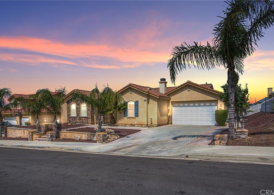 1st image of 6502 N Los Robles Way