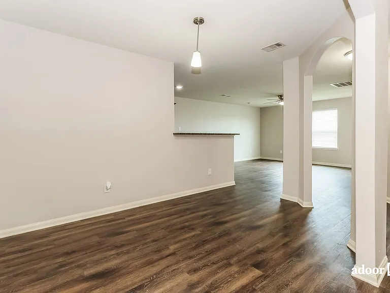 8010 Distant Harbor Rd — Photo 6