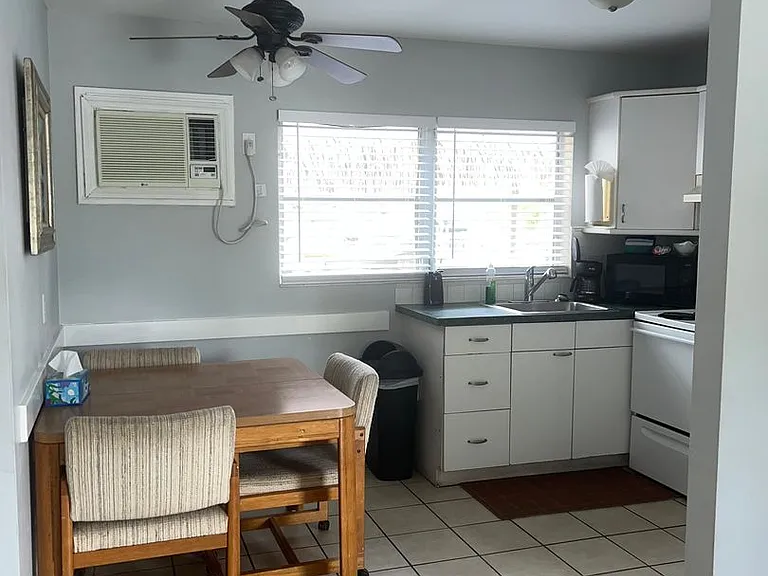 4601 SE 5th Ave — Photo 23