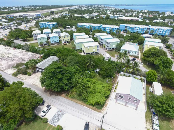 532 69th St, Marathon, FL 33050