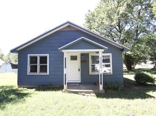 805 S Glenn Ave, Springfield, MO 65802