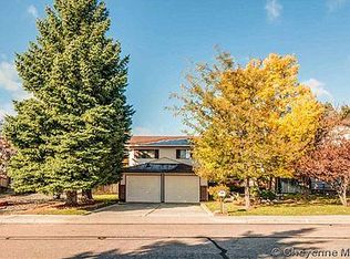 6818 Pasadena Rd, Cheyenne, WY 82009
