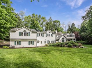 354 Whippoorwill Rd, Chappaqua, NY 10514
