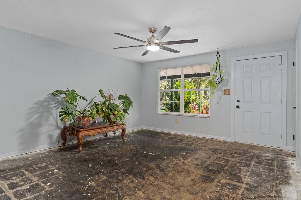 next background image