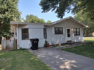 2339 E Commercial St, Springfield, MO 65803