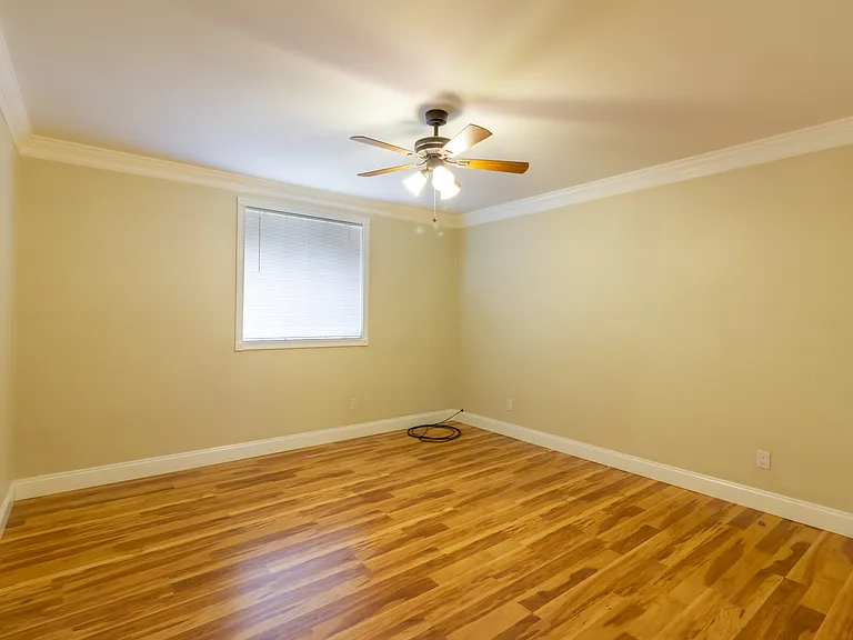 5410 Wellesley Ave #5 — Photo 13