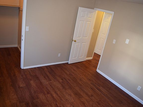 4th image of 106 Burr Ave #Left