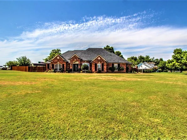 5 Edith Ln, Tuttle, OK 73089