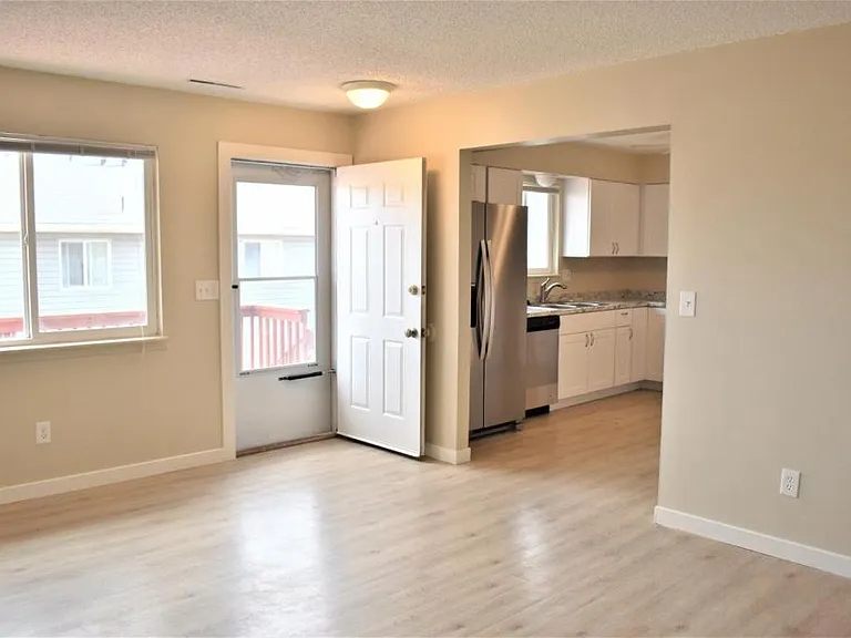 6829 Western Pl — Photo 7