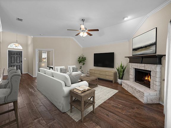 3rd image of 1912 Green Terrace Dr