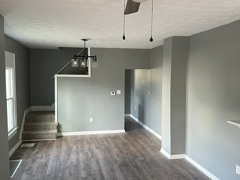629 Sheldon Ave — Photo 3