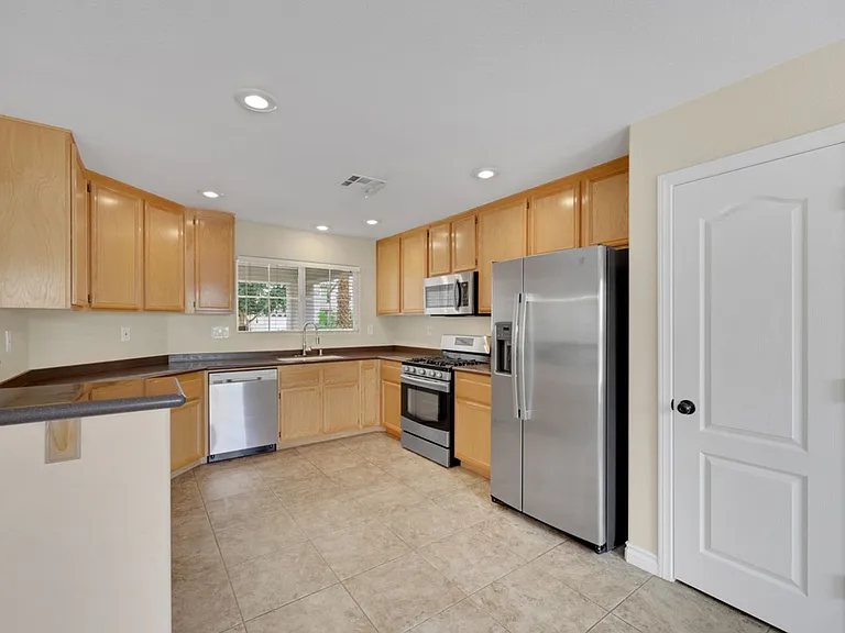 2312 Cockatiel Dr — Photo 11