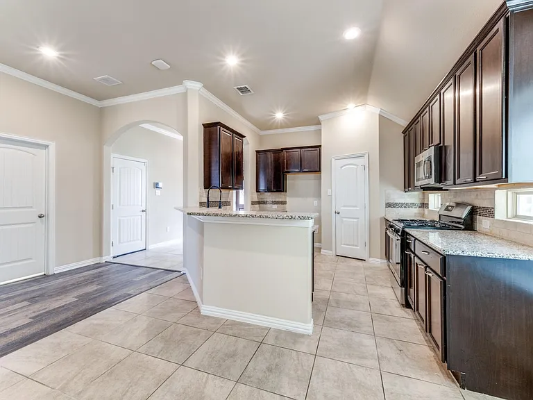 14805 Gilley Ln — Photo 11