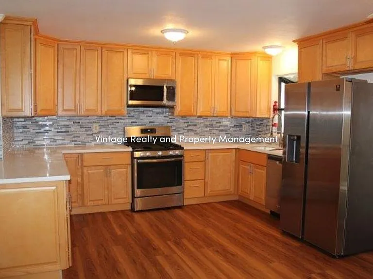 3142 Castellon Way — Photo 6