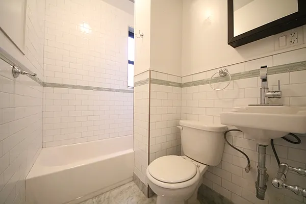 Rented by (Legacy) NY Quality Living Uptown | media 28