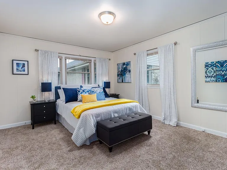 Bay Village Townhomes — Photo 10