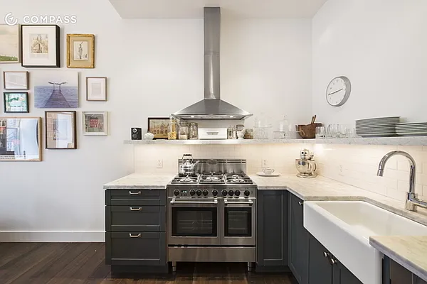 Sold by Compass | media 20