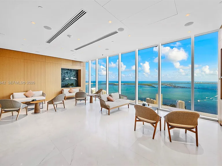 300 Biscayne Boulevard Way #1605 — Photo 38