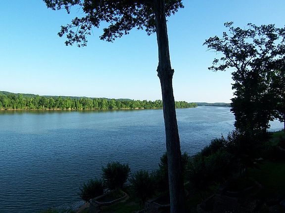 Beautiful Tennessee River views