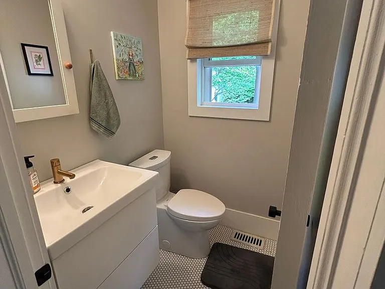 220 N 25th St — Photo 11