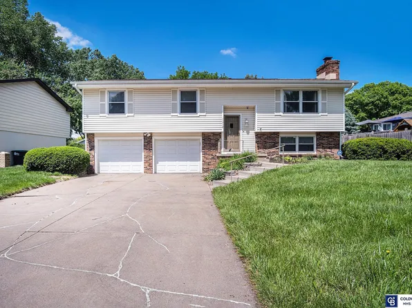 11712 Grand Ave, Omaha, NE 68164