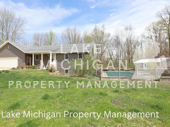 2955 Ottogan St, Hudsonville, MI 49426