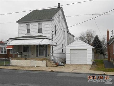 43 CENTER ST. KEL PHOTOS FRONT