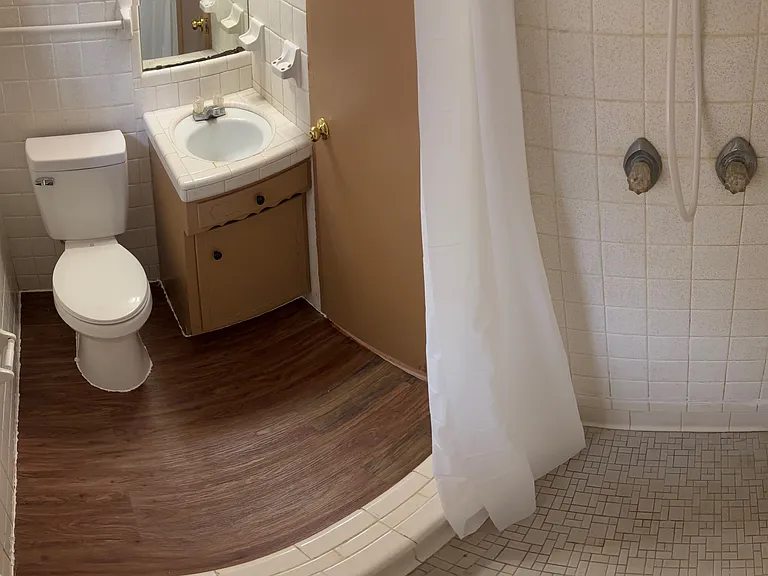102 Forest Ln — Photo 11