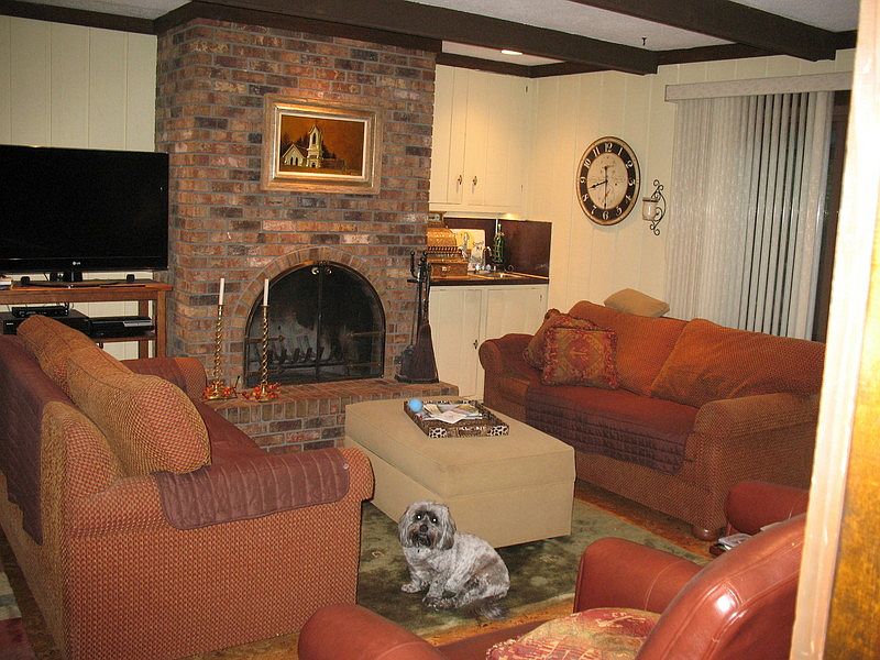 1st image of 780 Oak Knoll Dr