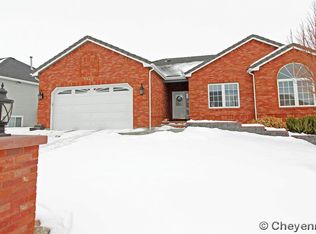 5905 Crestridge Dr, Cheyenne, WY 82009