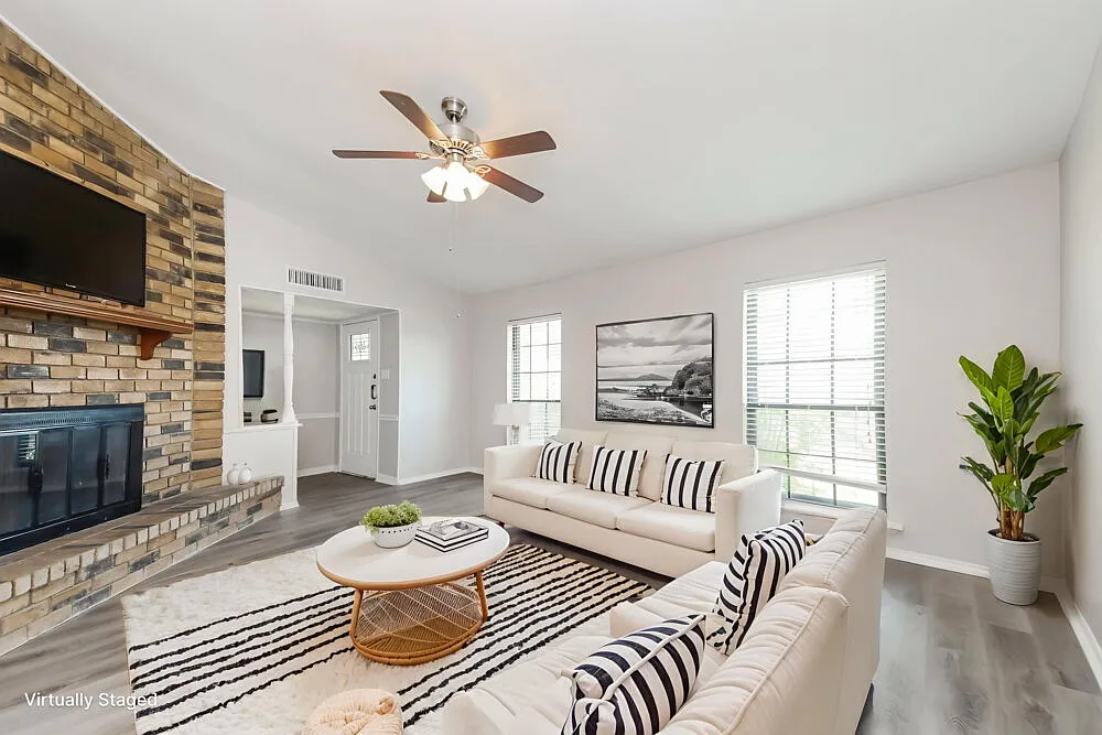 3 bed, 2.0 bath, 1781 sqft, $2,210 — Photo 4